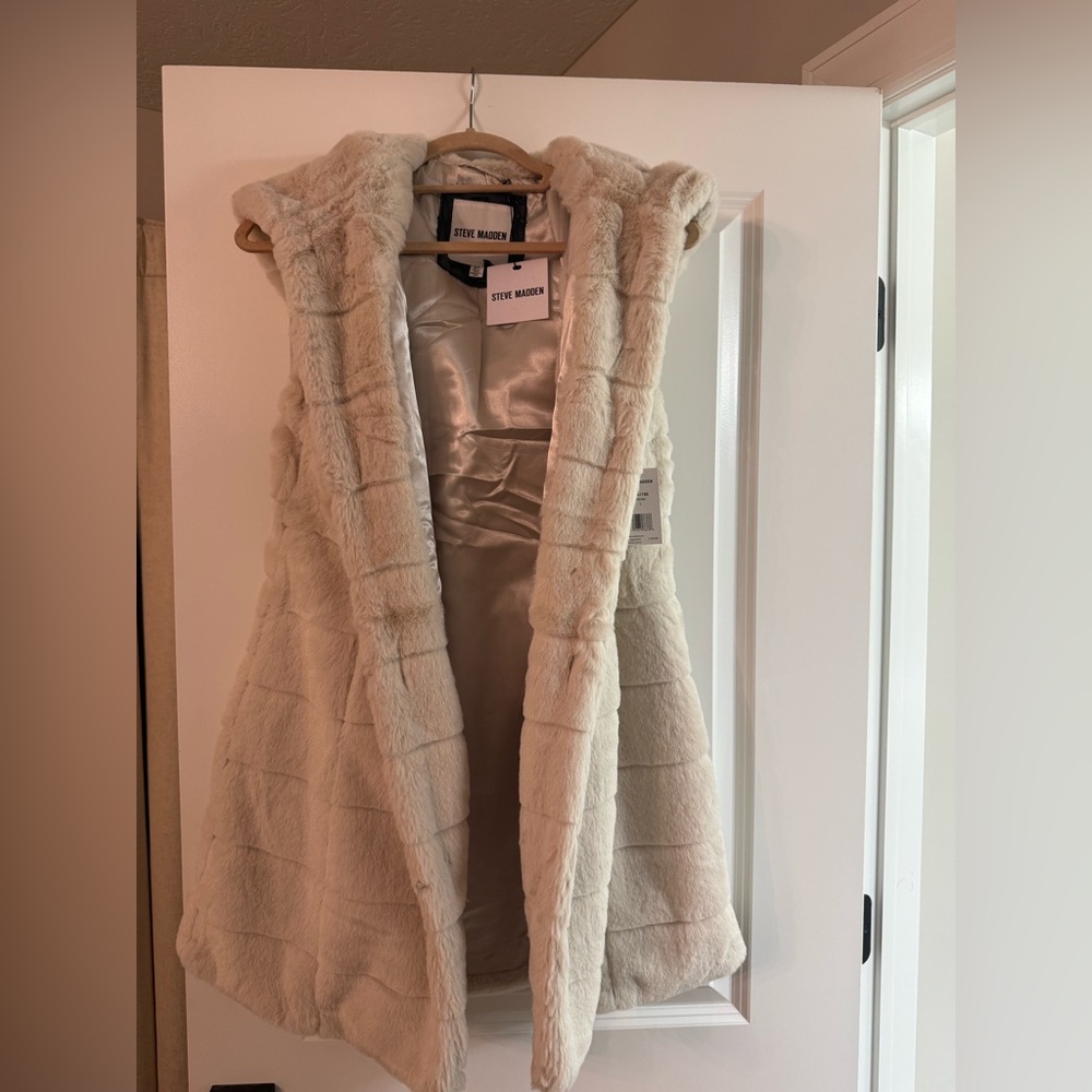 Steve Madden White Satin Vest